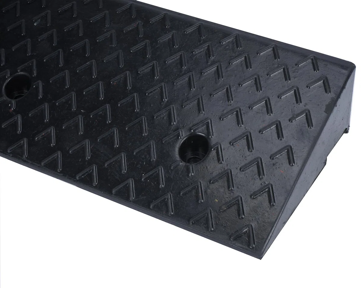 Nisorpa Rampa de umbral de goma de 100 x 25 x 5 cm, rampas de bordillo para coches, rampa de acera de 5 cm de altura, rampas de movilidad para scooter, silla de ruedas, rampas para puerta de acera,