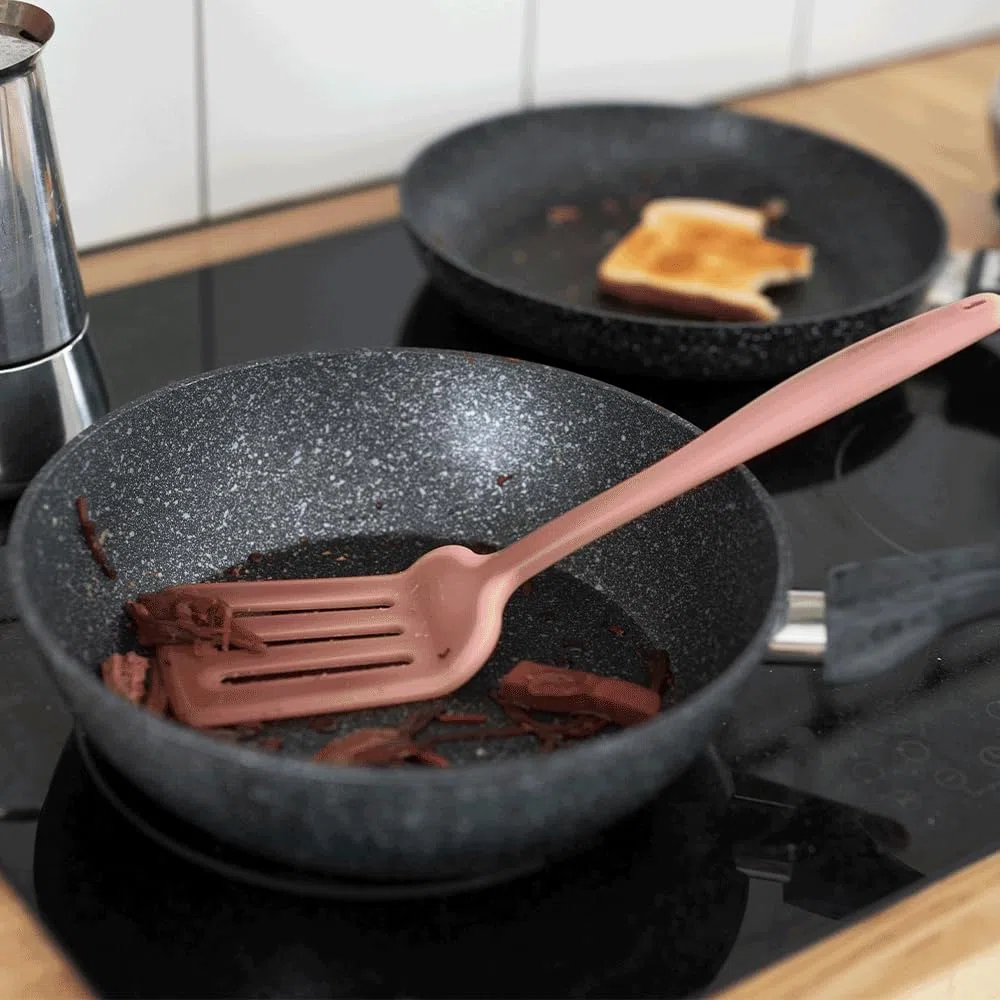 Estropajo jabonoso con detergente para Eliminar la Grasa de Utensilios de Cocina. Caja de 24 Packs de 6 uds: 144 estropajos en Total