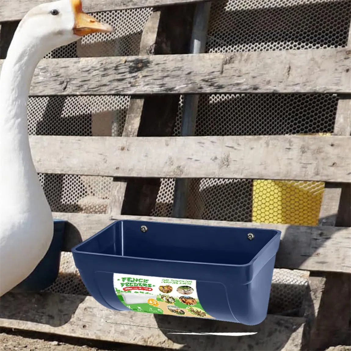 Comedero para aves de corral, comedero para cabras, vallas, comederos colgantes, bebederos con clips para pollo para pollos y animales de granja, 2 unidades