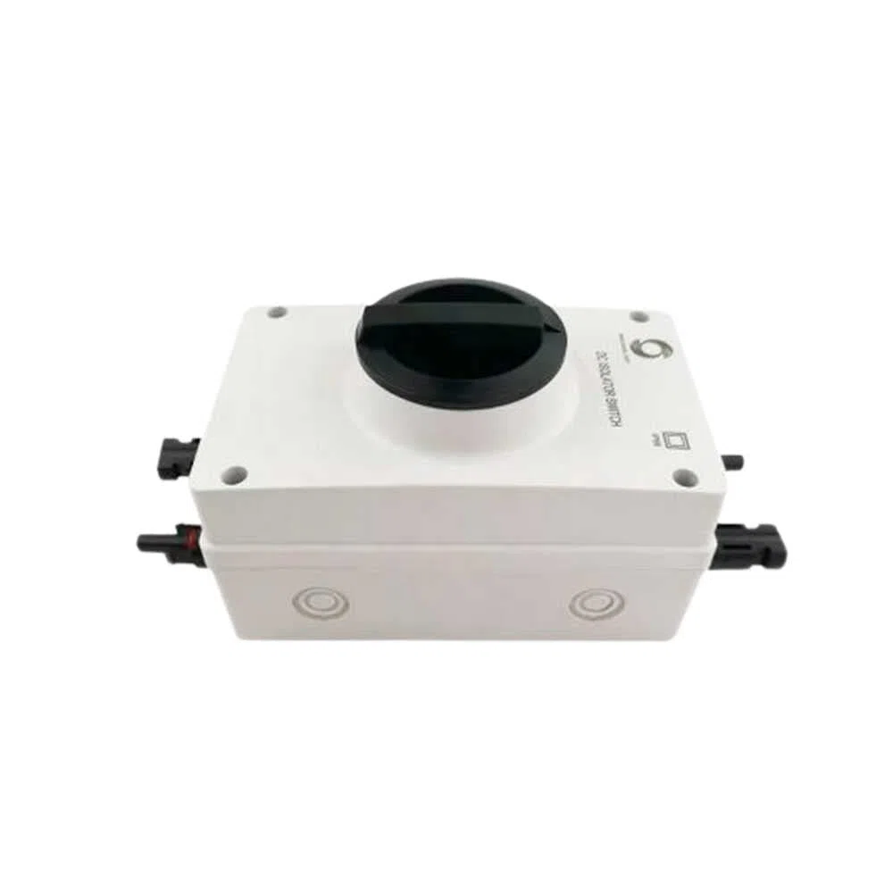 Caja con interruptor seccionador 1000VDC 32A con conexión MC4 1 entrada