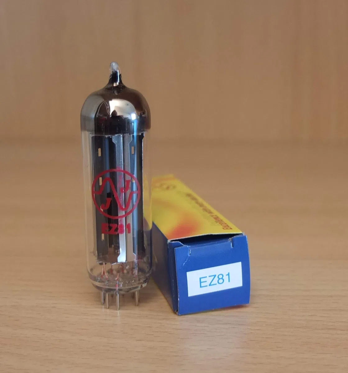 Jj Electronic Ez81 (6ca4), válvula rectificadora seleccionada
