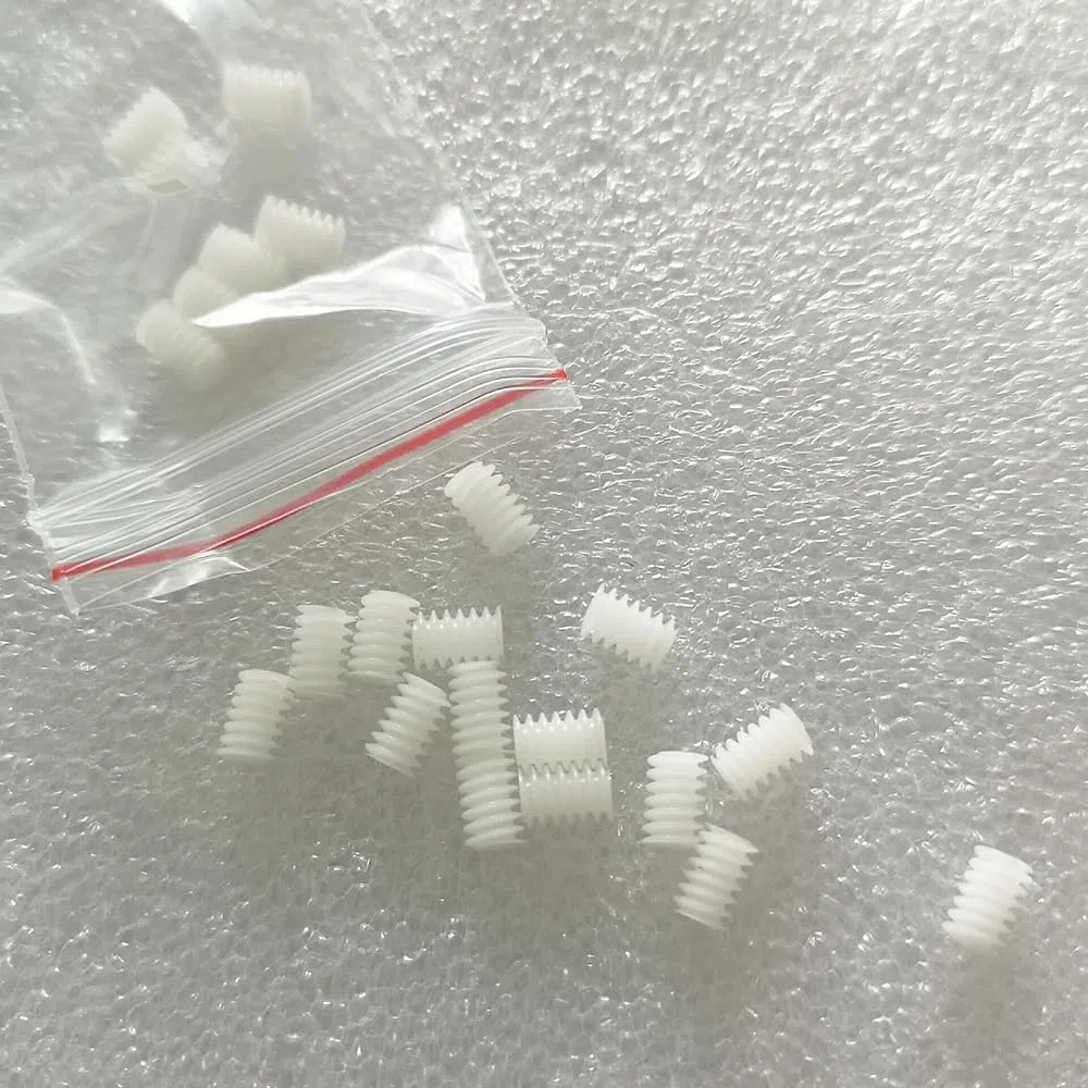 10 varillas de plástico for motor helicoidal de 4,2 mm de diámetro exteri0r, engranaje helicoidal de plástico de 0,3 módulos, adecuado for motor de 1 mm de diámetro de eje