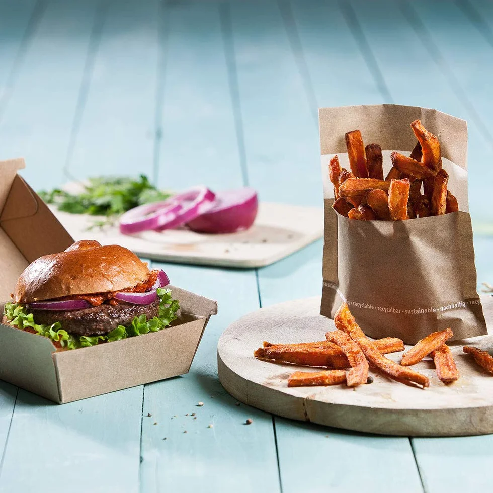 GREENBOX Caja de hamburguesas Take Away de 50 unidades, robustas cajas para hamburguesas con tapa elevada, caja de cartón kraft, embalaje estable para hamburguesas, 13 x 14 x 8 cm, biodegradable