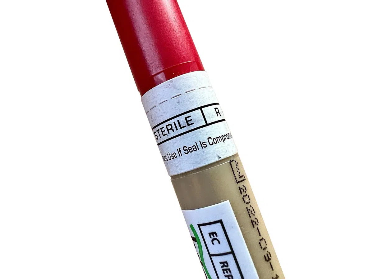 TPAK - Aguja de descompresión (14 g)