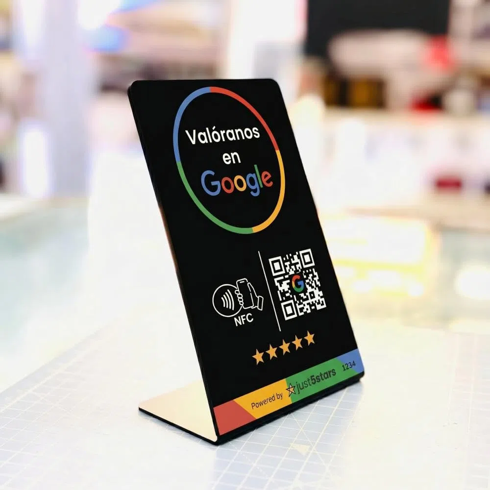 Soporte NFC y QR para Reseñas de Google - Sin Suscripciones - PVC, 10,8 X 16,5 cm, Diseño Profesional. Display/Expositor/Stand (Negro)
