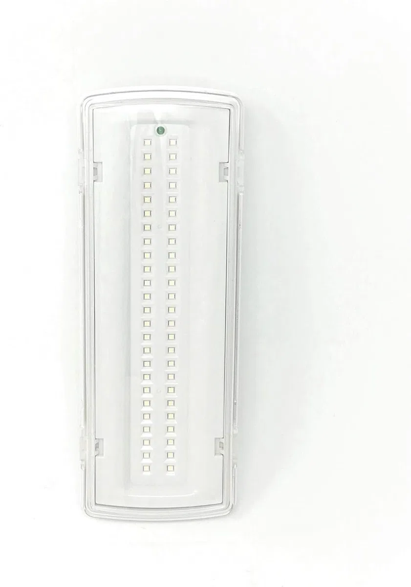SQUADO - Lámpara de emergencia con 50 LED integrada y batería de luz blanca de 4 W [Clase de eficiencia energética A]