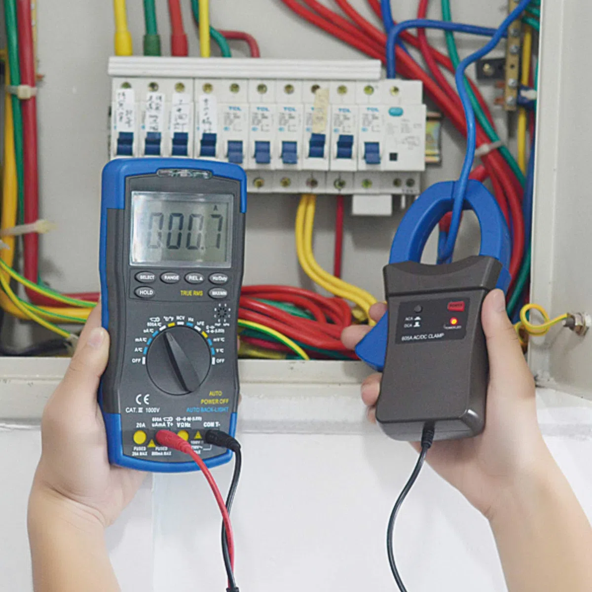 BTMETER BT-605A AC/DC 600A Pinza amperimétrica Amplificador Adaptador para trabajar con multímetro digital