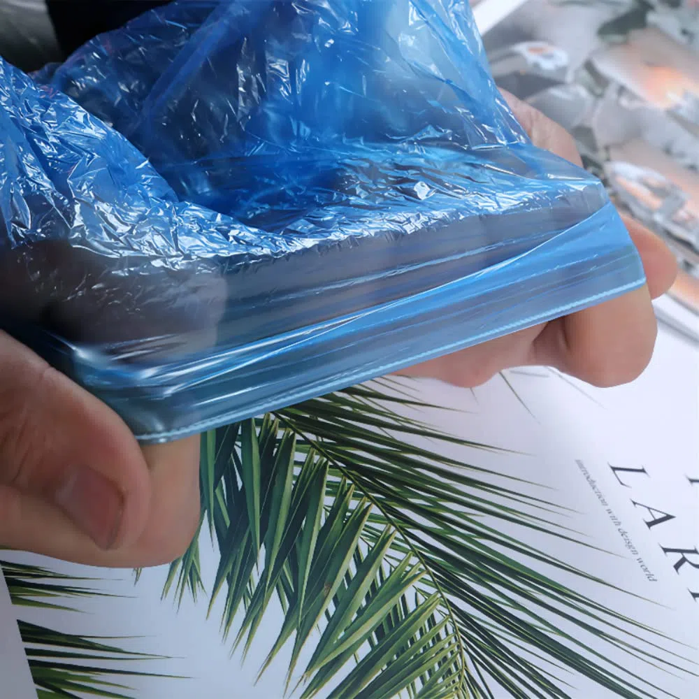 300 Piezas Cubrezapatos, Shoe Covers, CPE Cubrezapatos Desechables, Cubre Zapatos, Patucos Desechables, Calzas Desechable, Antideslizantes,Impermeables, Azul