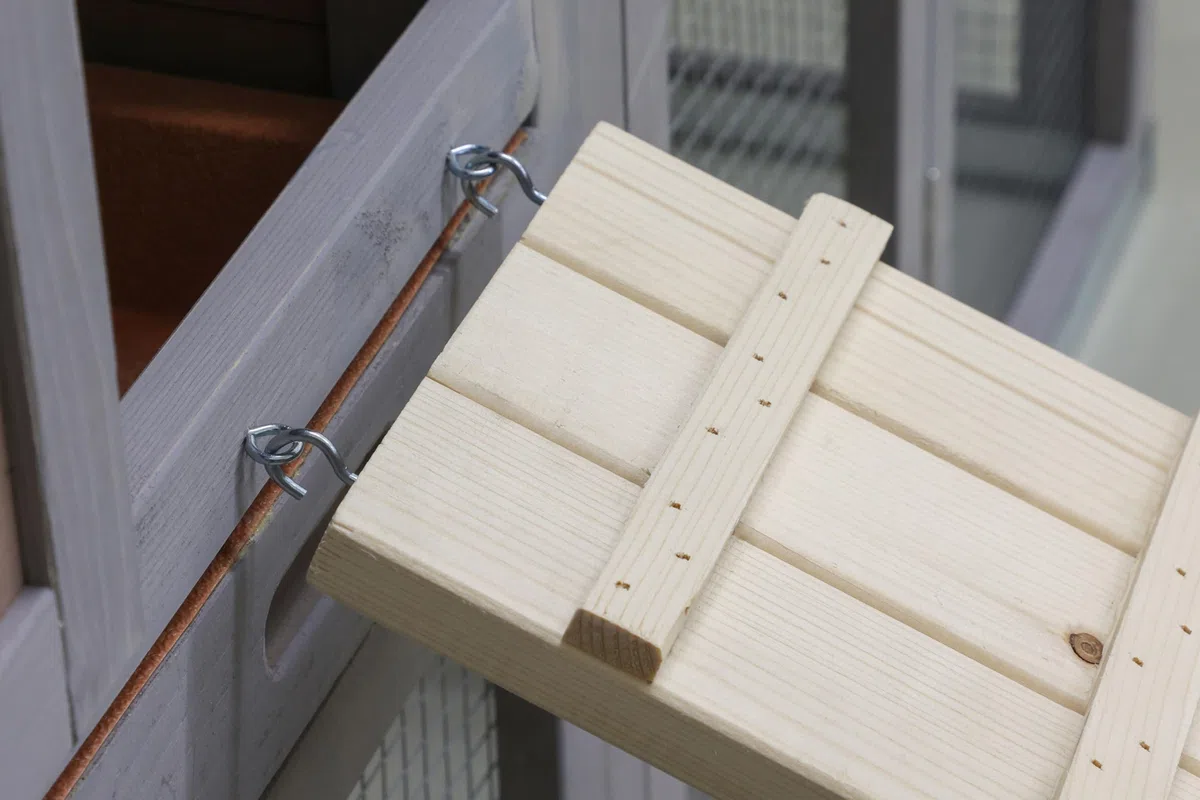 Escalera de Pollo de Madera, 115 x 18 x 3 cm