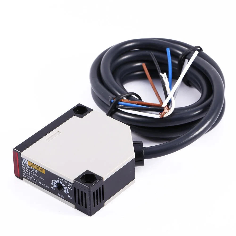 Sensor de interruptor fotoeléctrico, Sensor de proximidad retrorreflectante Interruptor de reflexión Interruptor fotoeléctrico-Espejo 90-250VAC 3A 5M 4M E3JK-R4M1